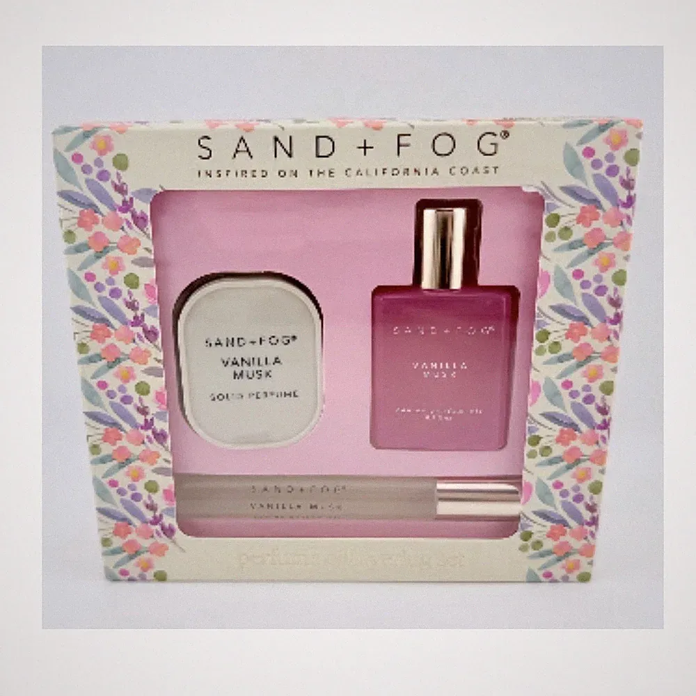 SAND+FOG Vanilla Musk Perfume Gift Set Travel Size 0.5 fl oz Solid Spray