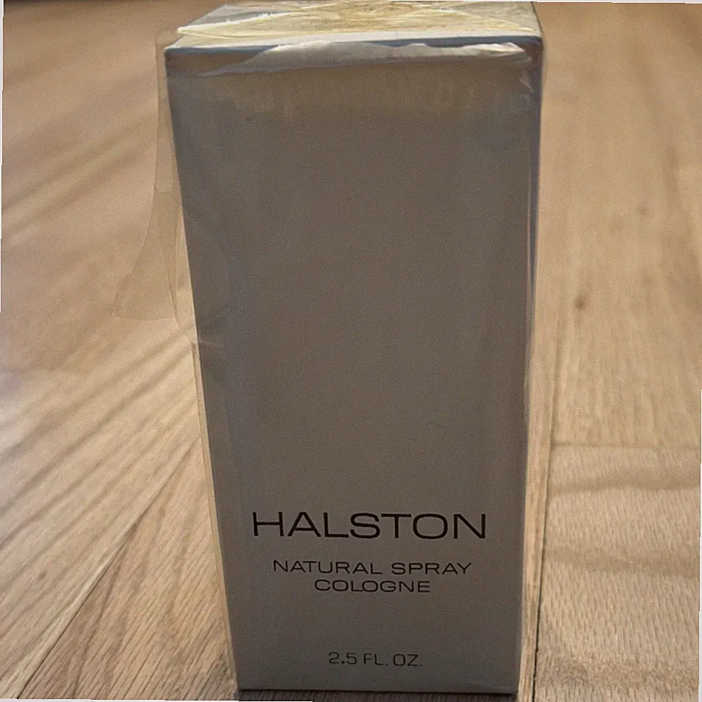 Vintage 1990’s Halston Halston Cologne Natural Spray 2.5 fl oz 4851-H