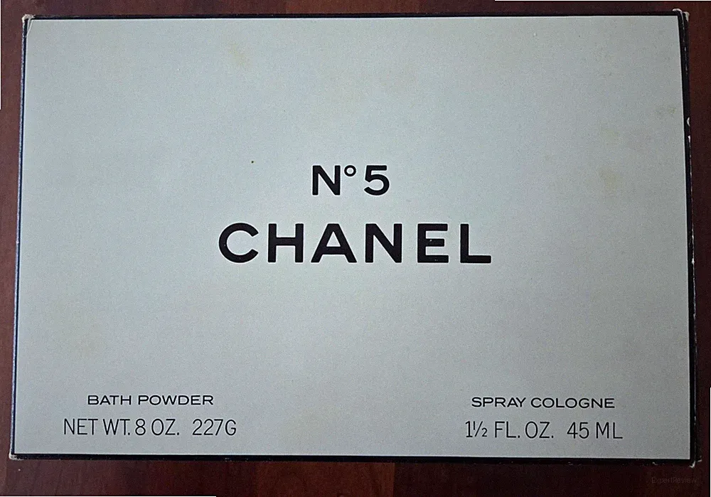 VINTAGE CHANEL No 5 Gift Set - NEW/UNUSED Bath Powder & Spray Cologne w/ Box NOS